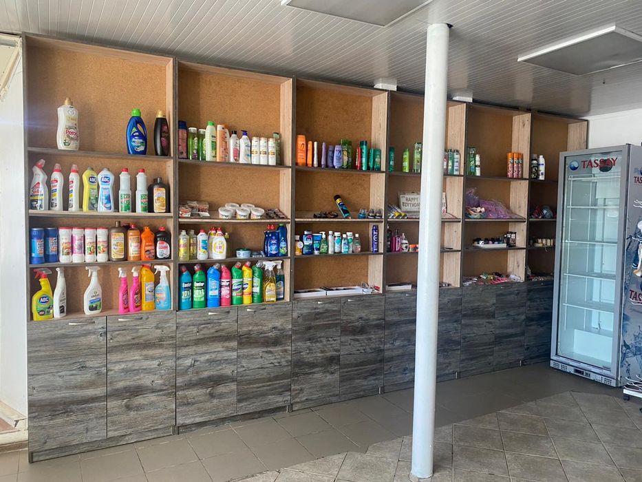 Продам стелажи срочно