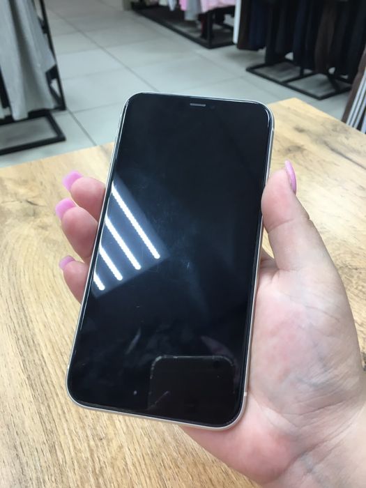 iPhone 11 128 GB — White