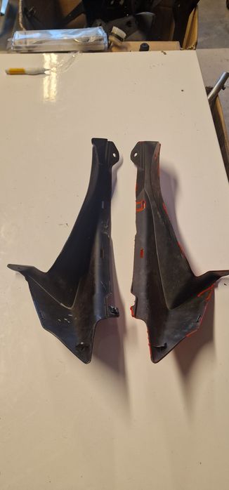 Suzuki GSXR 600 și 750 K8 K9 2008 2009  carena laterala codita stop
