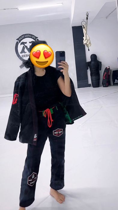 Продам форму для джиу-джитсу