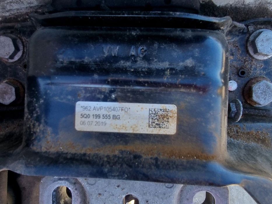 Tampon motor Volkswagen Golf 7 (5G) [Fabr 2014-prezent] 5Q199555BG 1.6