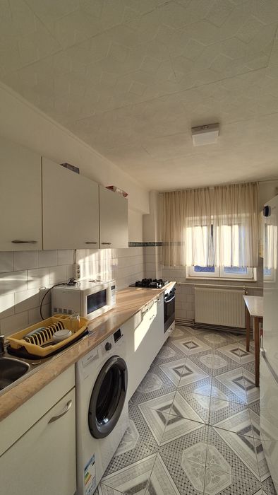 Apartament de închiriat