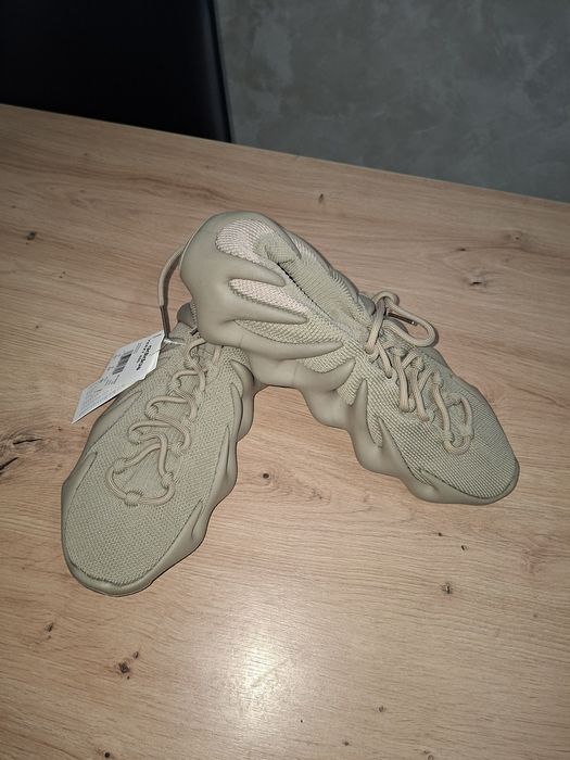Yeezy Adidas 47 1/3
