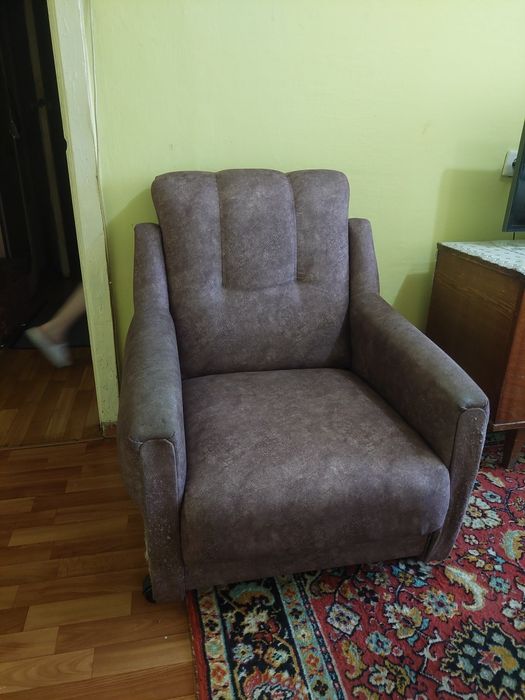 Продам кресло мягкое
