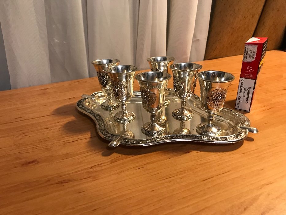 Руски посръбрен сервиз