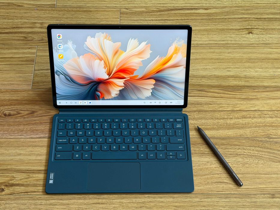 3к 144hZ Lenovo Yoga Tab Plus Blue`Snapdragon 8 Gen 3/16GB RAM/256GB SSD/Батерия 100%/62 Цикъла