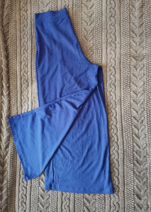 Pantaloni largi de vara