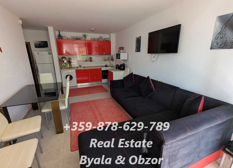 Продава се Двустаен апартамент в Бяла - 80 кв.м за 1050 €/кв.м - Снимка #3