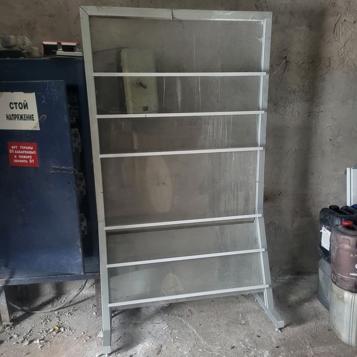 Витрины продам. Стеклянные