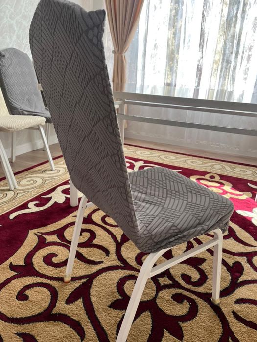 Стол,стулья кухонная