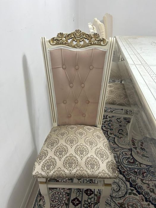 Продам стол со стульями