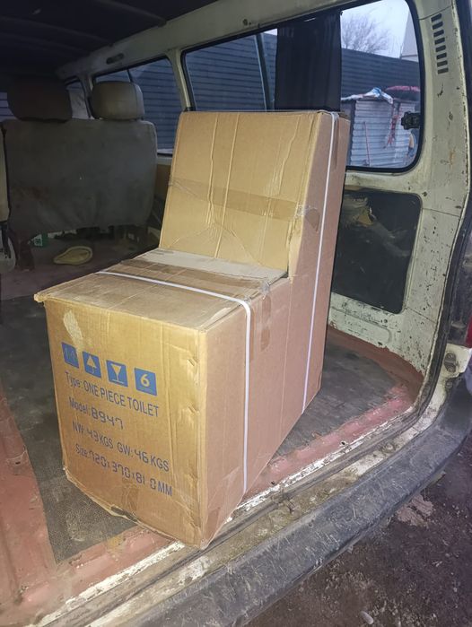 Продам унитазы моноблог