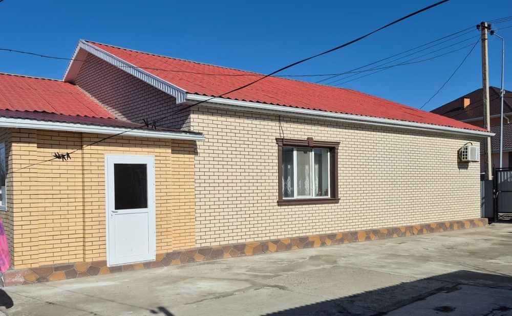 Үлкен үй жайық жағасында