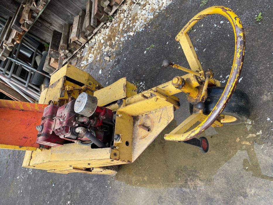 Cilindru compactor 500 kg functioneaza bine