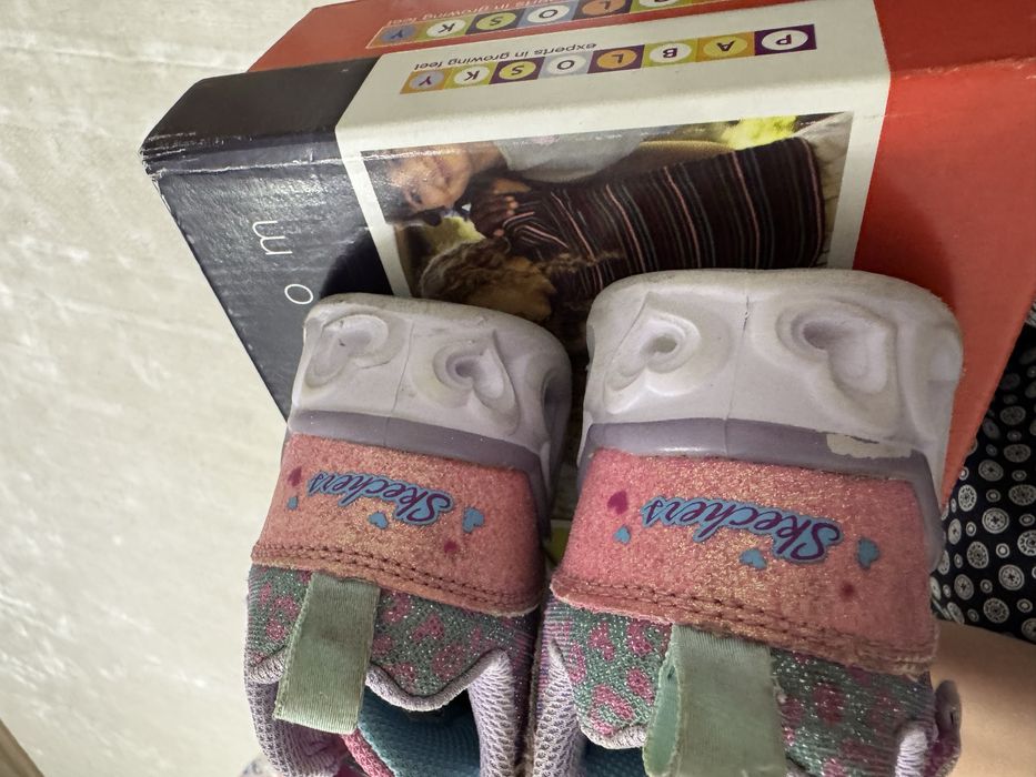 Skechers кроссовки для девочки