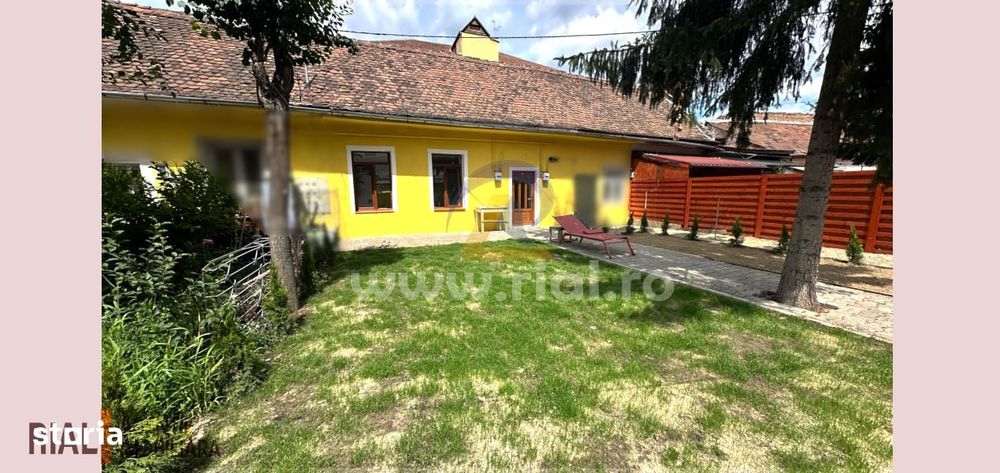 Apartament Spațios la Casă | Centru | Curte și Utilități