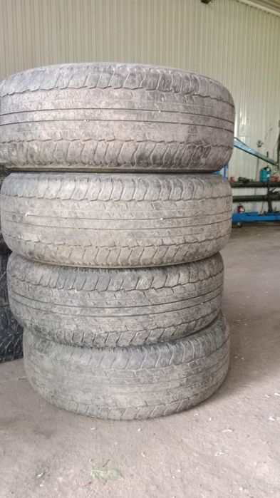 Продам срочно шины