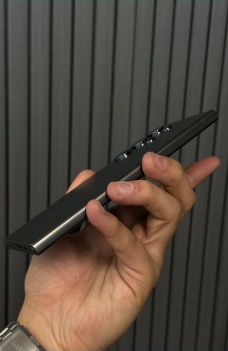 Samsung S24 ultra Garantiya 1 Yil