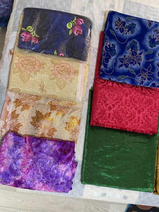 Ткани отрезы разные