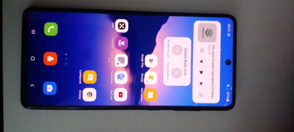 продам Самсунг А71 и смарт часи