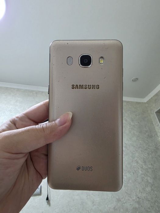 Samsung J5  все работает
