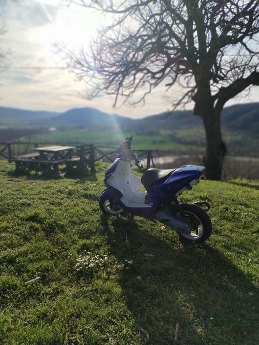 Продавам yamaha aerox 70cc и Peugeot 50cc