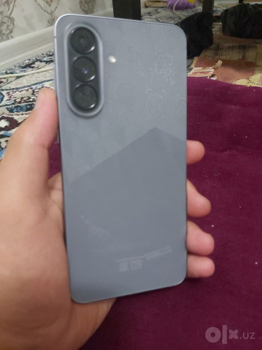Samsung A57 5g  yangi telefon qilt etmagan