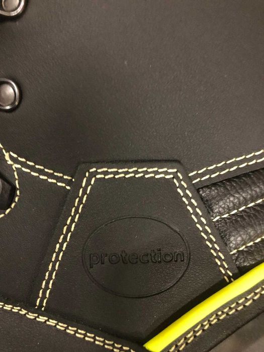 Пожарникарски ботуши за пожарникар