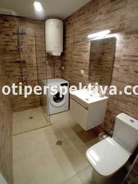 Продава се Тристаен апартамент в Пловдив, Кючук Париж - 75 кв.м за 2240 €/кв.м - Снимка #14