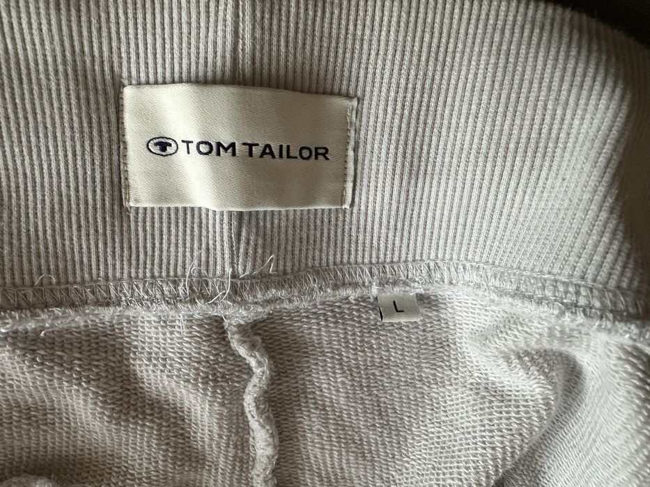 Лот от мъжки дрехи