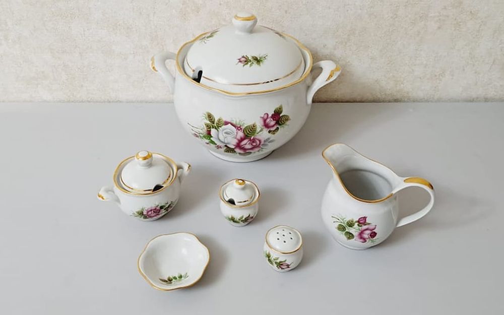 Столовые сервизы