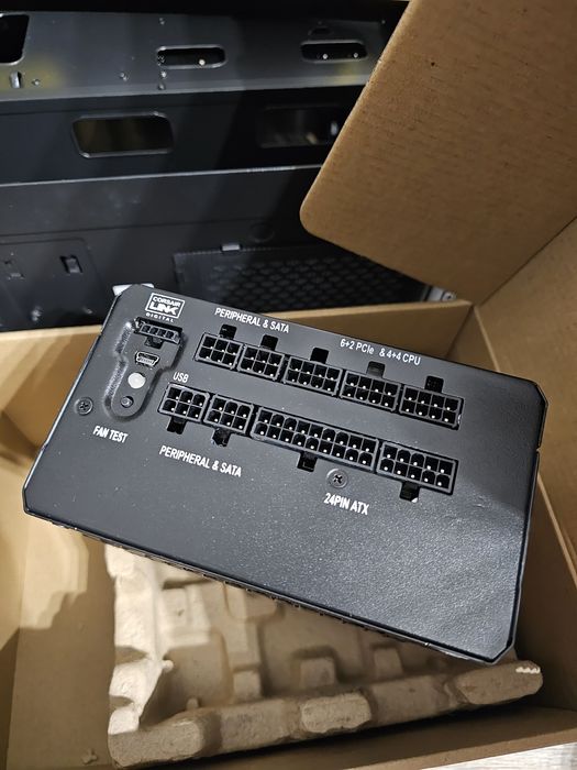 Sursa Corsair RMi Series RM650i 650W, 80+ Gold