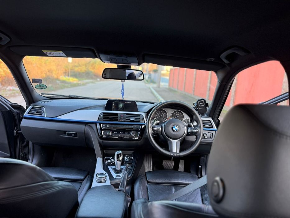 ***BMW F30 330e***