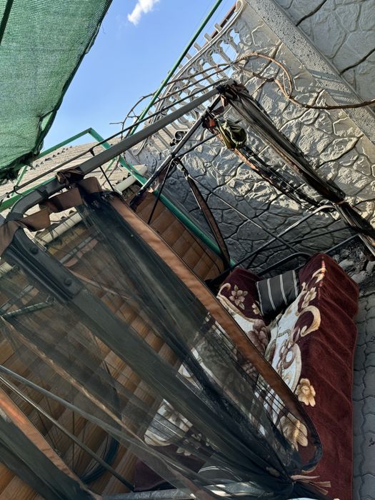 Садовая качеля состояние бу