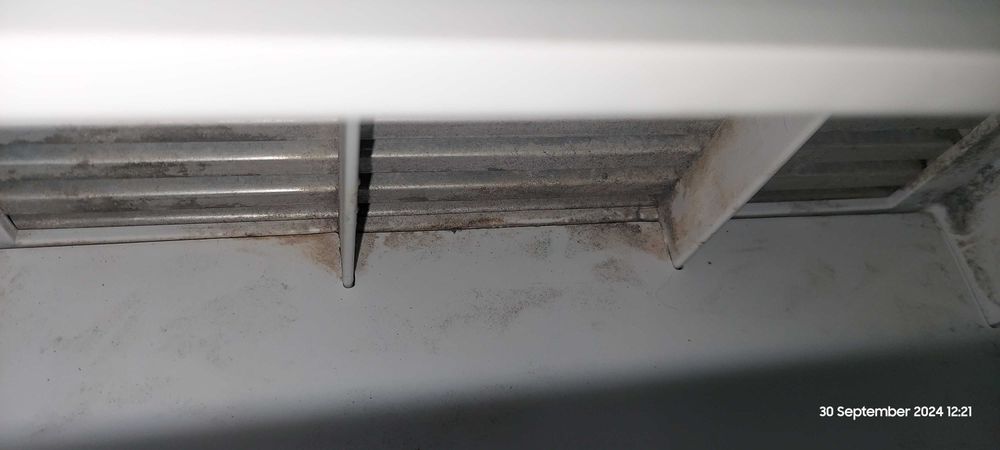 Сушилня за дрехи с обдухване кондензационна Hotpoiint ARISTON