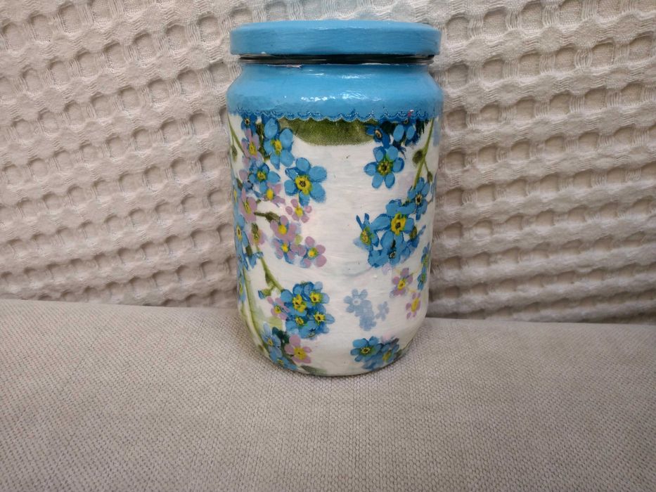 Ръчно изработени буркани за лакомства