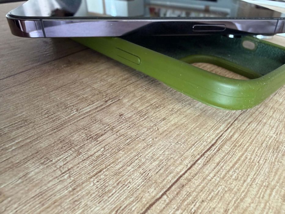 I phone 14 pro отлично състояние като нов
