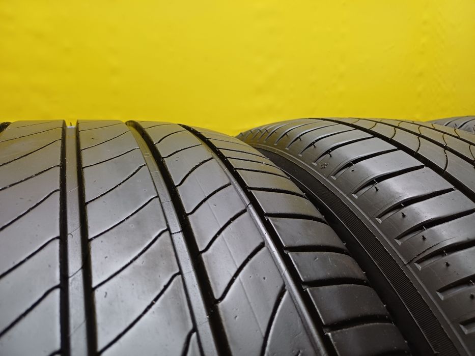 Шины 235/50 R18 Michelin комплект.