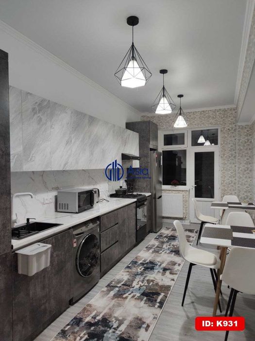 K931 Srochna Kritiy Mega market yuqorisidan 2x xona kvartira sotiladi