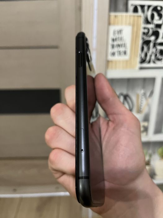 iPhone 11,81 акб