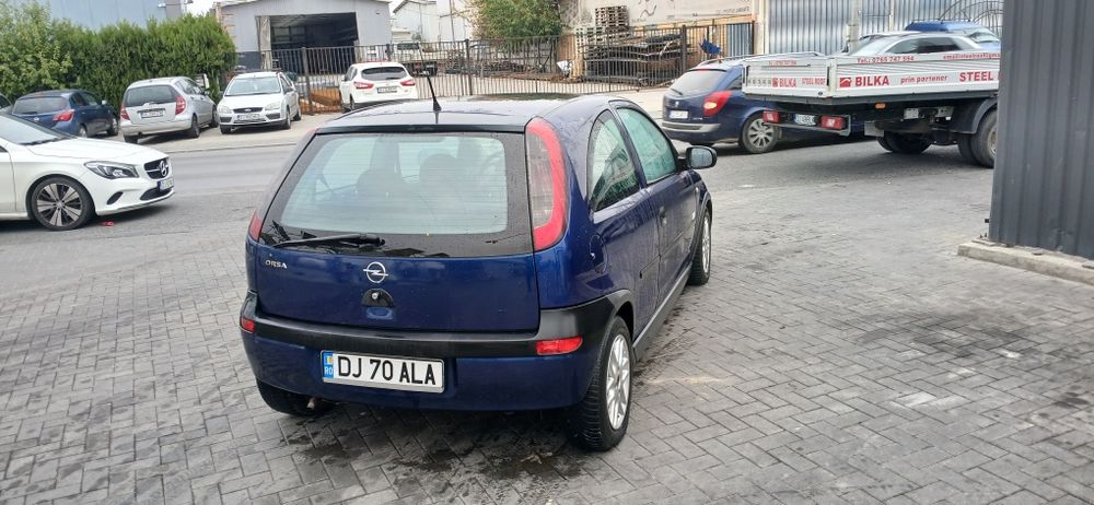 Opel Corsa 2003 benzină, 1.000 € — imagine 5