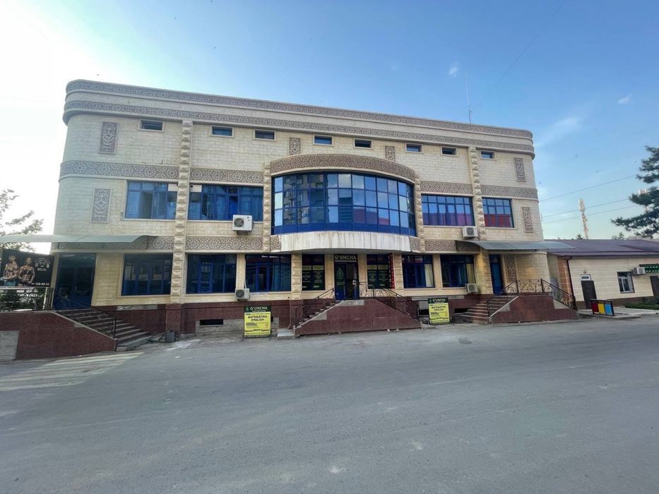 Учтепа туманида Здание 3 этажка