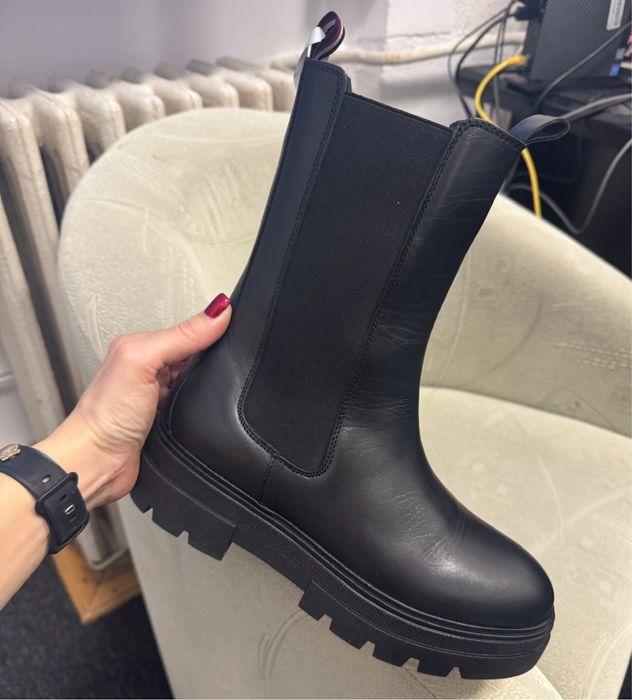 Ghete Tommy Hilfiger 39 din piele