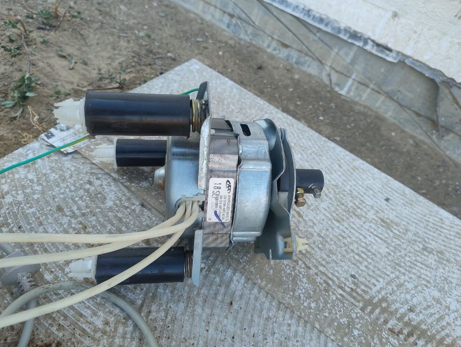 Даигатели от стриральной машины