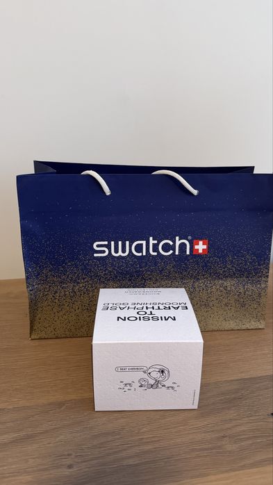 Omega x Swatch - Mission to Earth Phase - Moonshine Gold