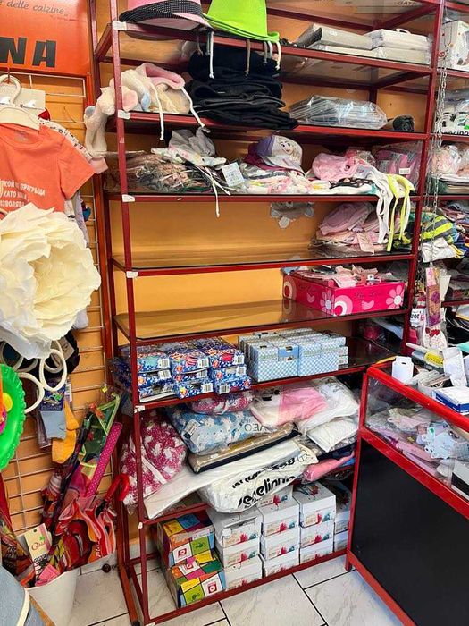 Продавам стелажи и щендер