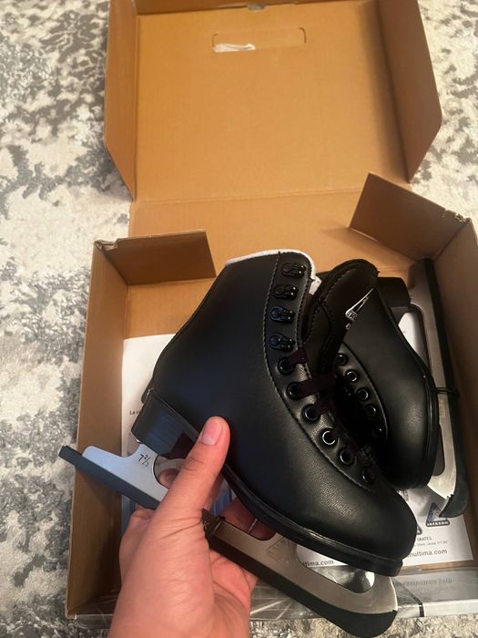 Коньки Jackson Ultima Figure Ice Skates (новые)