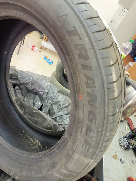 Продам шины комплект