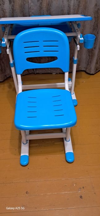 Растущая парта со стулом