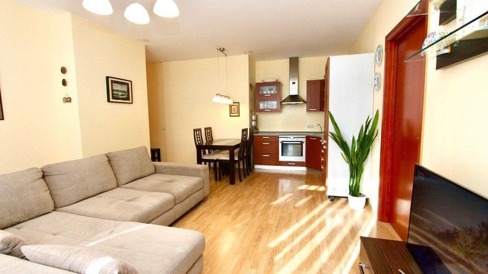 Двустаен апартамент в Младост 2